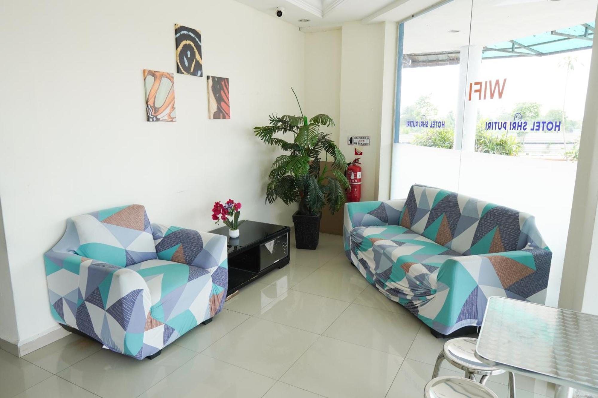 Hotel Shri Putiri Pasir Gudang Zewnętrze zdjęcie